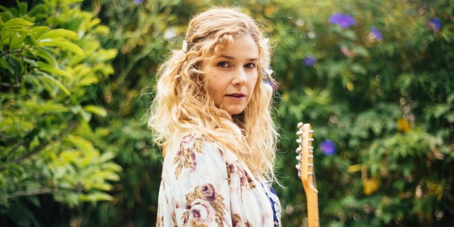 Leslie Steven Stakes Claim As L.A.’s Sweetheart of Rodeo With New LP ‘Sinner’ (ALBUM REVIEW)