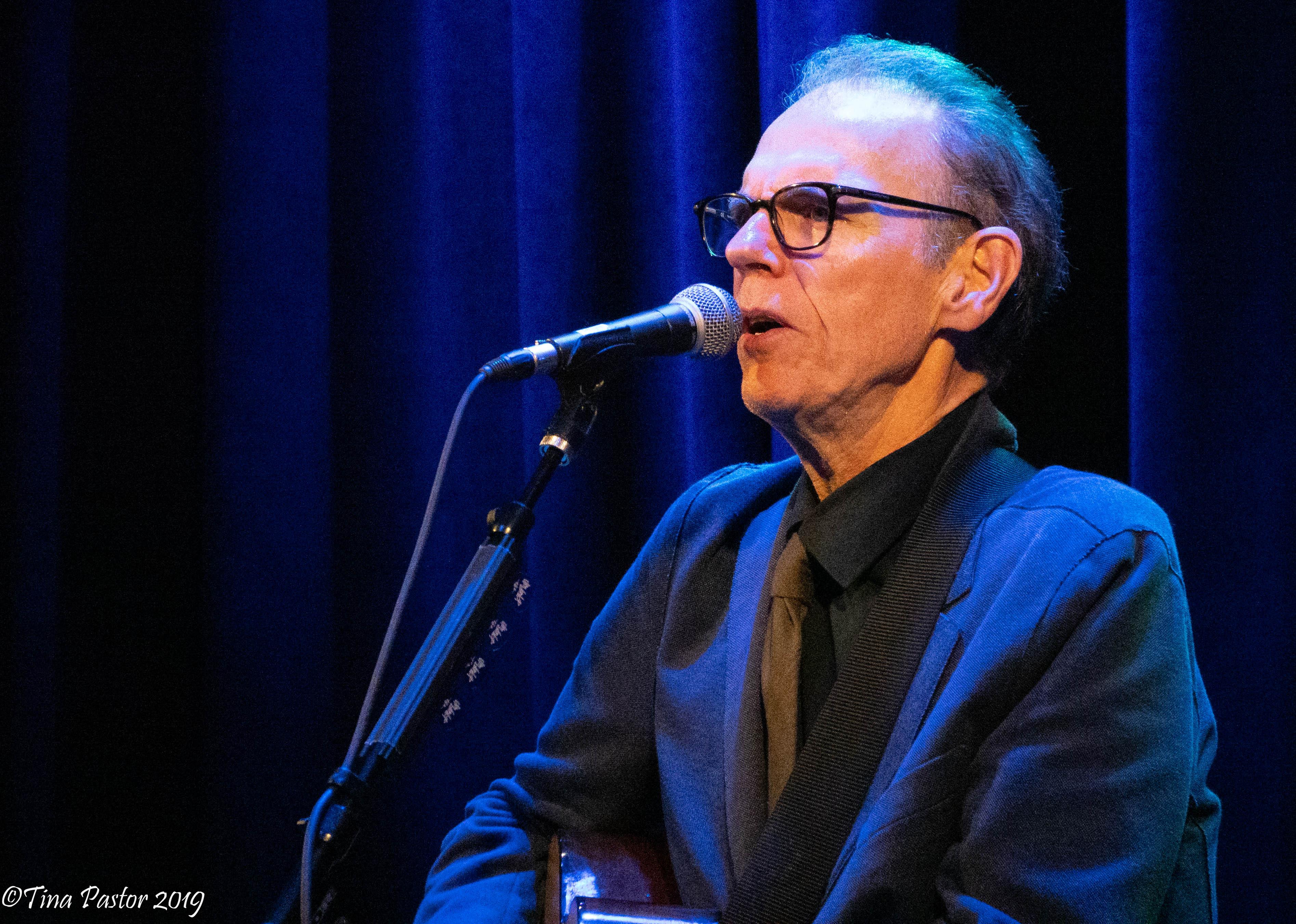 John Hiatt Hits The Note During Career Spanning Show At Sellersville Theatre (SHOW REVIEW)