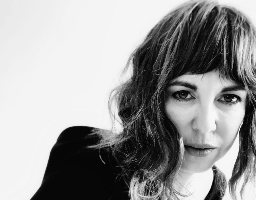 VIDEO PREMIERE:  Acclaimed Actress Rebecca Pidgeon Displays Singer-Songwriter Live Prowess On “Underwater Boys”