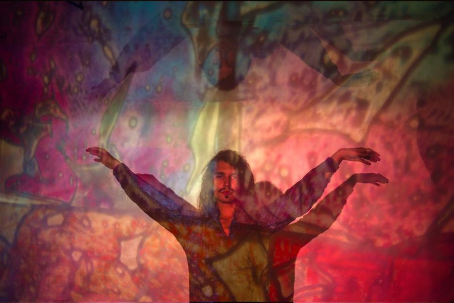 SONG PREMIERE: Bee Appleseed Takes Glorious Psych Pop Turn With “Just Another Tourist With A Megaphone”