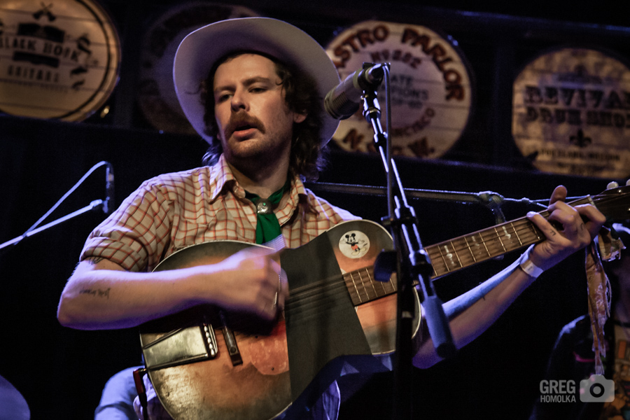 TK & The Holy Know-Nothings Announce New LP ‘The Incredible Heat Machine’