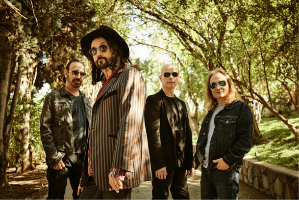 Mike Campbell’s The Dirty Knobs To Release Debut LP ‘Wreckless Abandon’ March 20 –