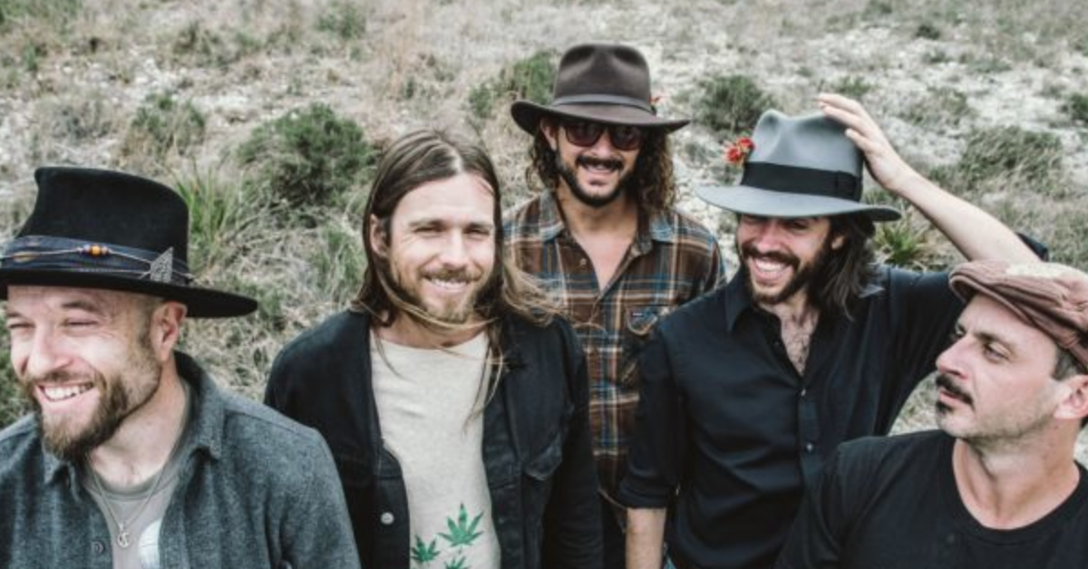 Lukas Nelson & Promise of the Real Get Loose & Tumble On ‘Naked Garden’ (ALBUM REVIEW)