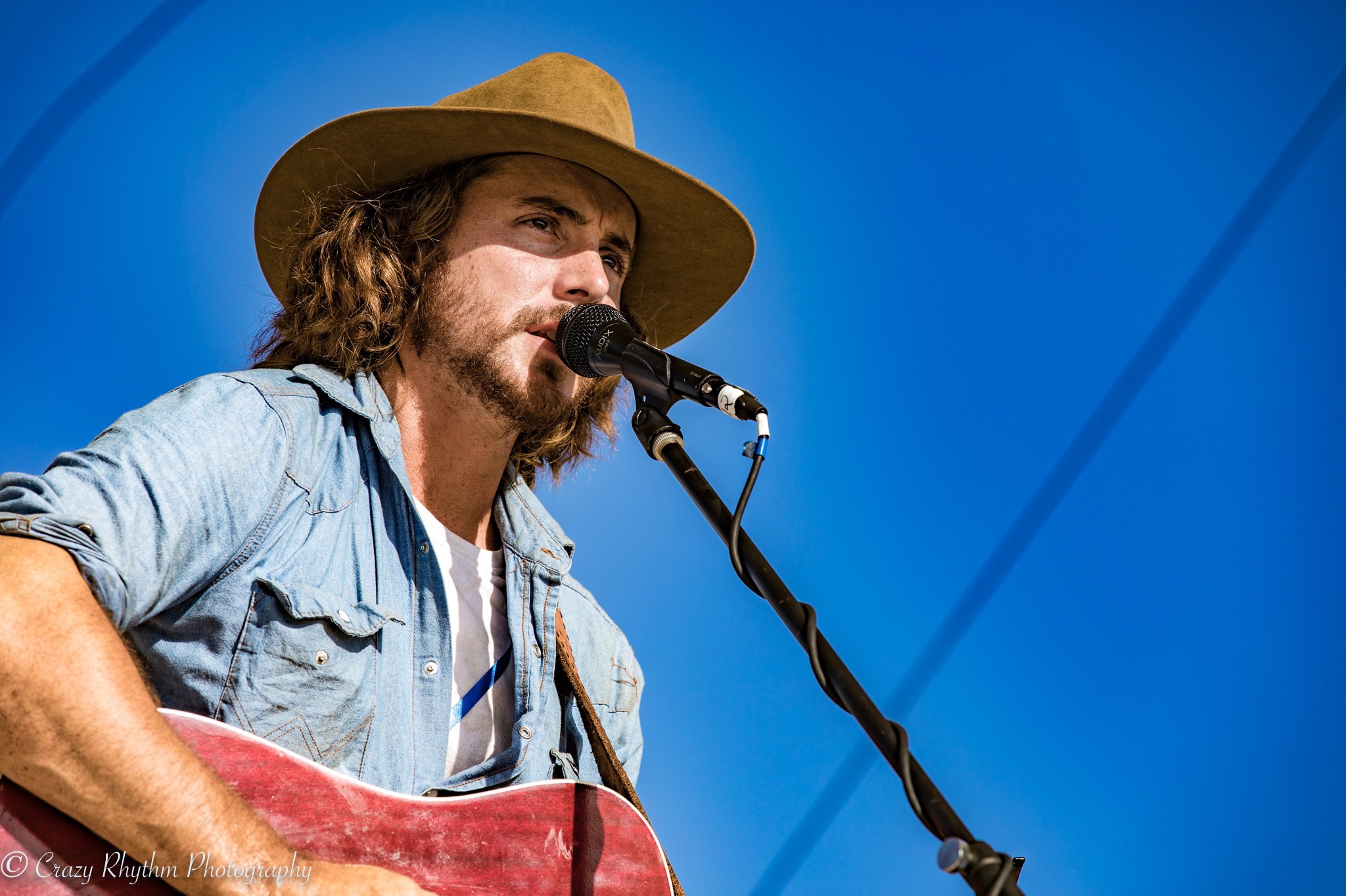 VIDEO PREMIERE: Zach Aaron Mixes Silent Film Footage With Storybook Country Folk On  “Hold The Line”