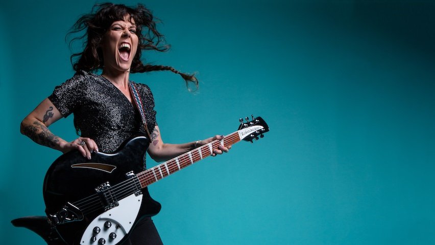 Lilly Hiatt Finds Her Groove on Definitive Fourth LP ‘Walking Proof’  (ALBUM REVIEW)