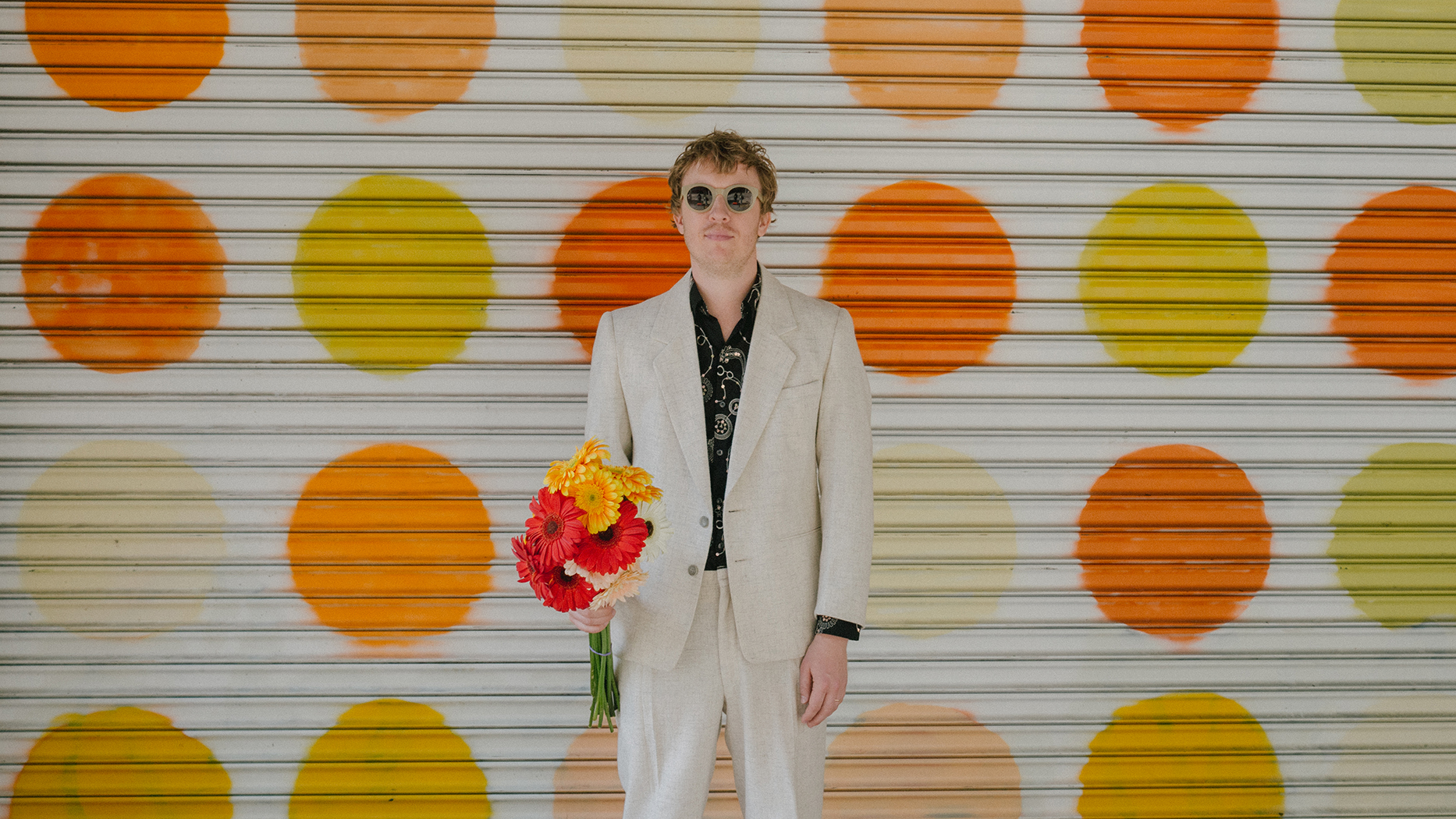 SONG PREMIERE: Evan Myall Turns Out Timeless Dreamy Folk Pop Via “Winsome Way”