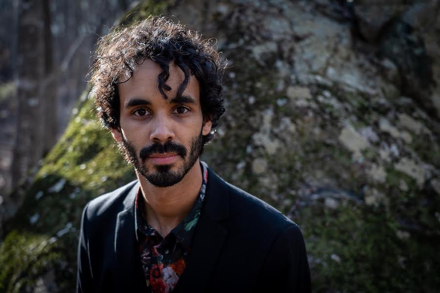 SONG PREMIERE: Jake Blount Offers Invigorated Take on Old-Time Fiddle Tune “Brown Skin Baby”