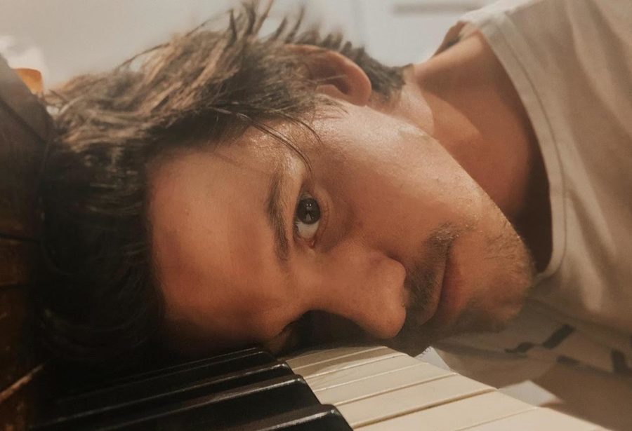 SONG PREMIERE: Tedo Stone Gets Nostalgic with 70s Piano Rock Sound on “Same Old Kid”