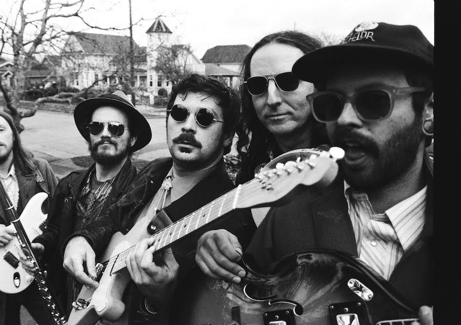 VIDEO PREMIERE/INTERVIEW: Forest Ray Complement Groovy Cosmic Rock Sound with Super 8MM Footage on “Honesty”