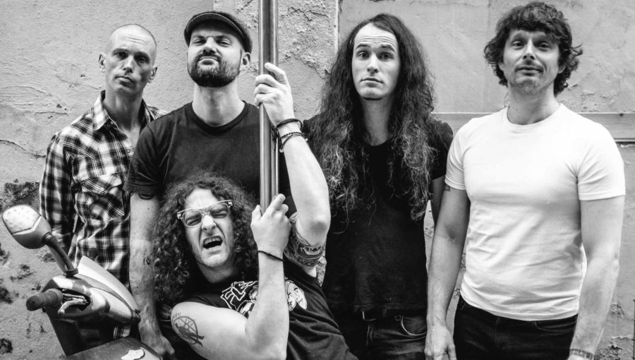 SONG PREMIERE: Shanghai Based Round Eye Bring On The Noise Via “Smokestack”