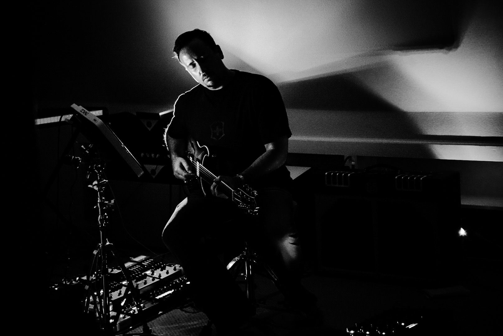 SONG PREMIERE: Ceiling Spirits Combine Chilling Post Punk & Ambient Worlds On “Patterns”