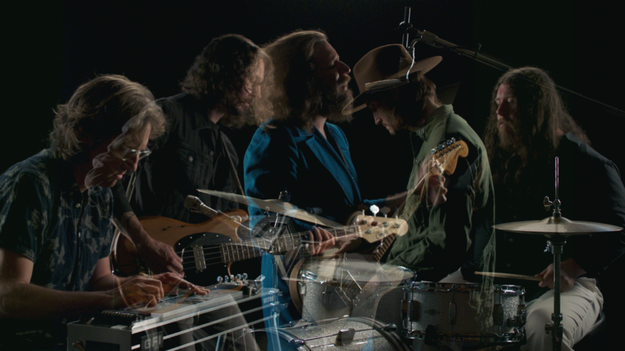 WATCH: Morning Jacket Perform “Spinning My Wheels” On ‘The Tonight Show’