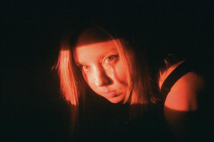SONG PREMIERE: Cori Elliott Reflects on Relationship with Dark Trip Hop Meditation “Lie to Me”