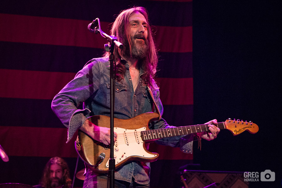 Chris Robinson Forms ‘As The Crow Flies’ With Marcus King, Audley Freed, Adam MacDougall, Andy Hess, Tony Leone