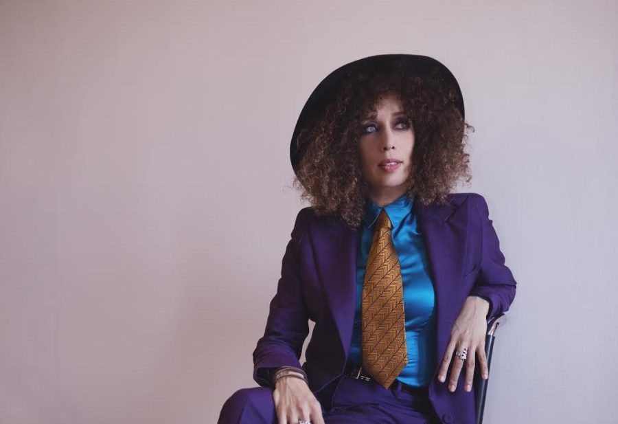 VIDEO PREMIERE: Kim Bingham Uses Instagram Story Filters to Give Power Pop Song “Sweet Irene (Escape from Lockdown)” a Sci-Fi Look