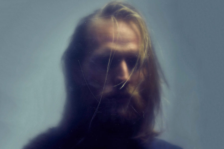 VIDEO PREMIERE: Heran Soun Rewards Ears With Effervescent Electronica On “A Picture of a Woman”