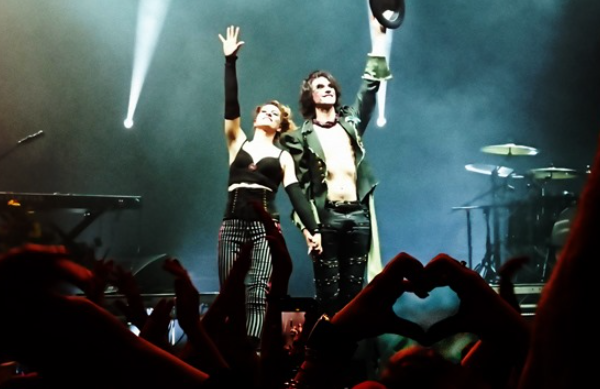 The Dresden Dolls Unveil Never-Before-Seen Concert Film ‘ The Dresden Dolls3 Return To Paradise’ On Halloween