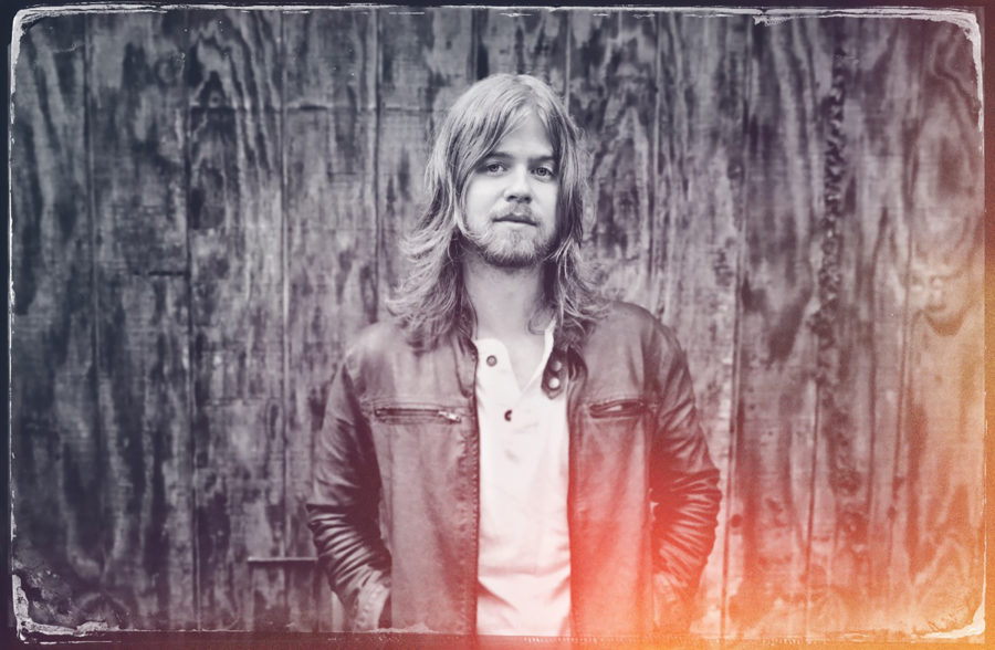 SONG PREMIERE: Andrew Leahey Digs Deep On Major 7 Chords Via “Until There’s Nothing But Air”