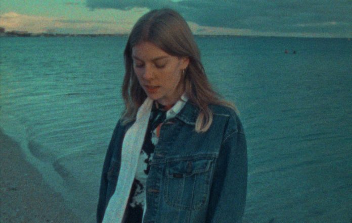 LISTEN: Juice Webster Shakes Off The Blues With Serene “Let The Dog Out”