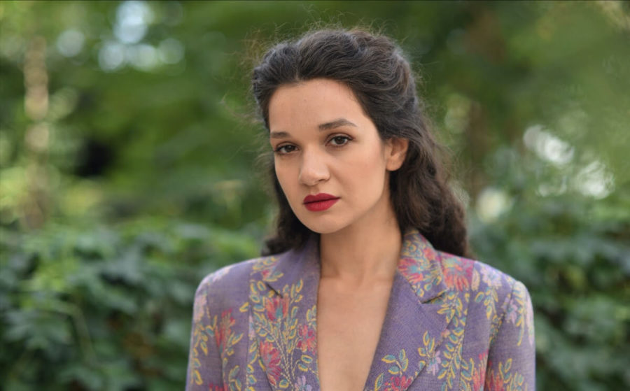 Classically-trained Pianist Katarina Pejak Turns to the Blues on ‘Outside Looking In’ (ALBUM REVIEW)