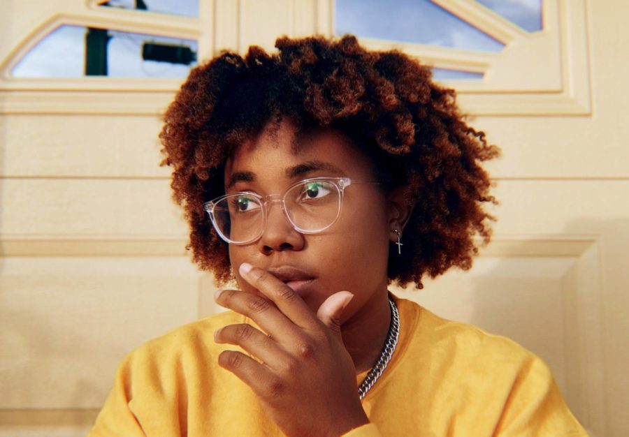 LISTEN: Emerging R&B Artist Justy Lays Down Cozy Holiday Nugget “Blues On The Crosley”