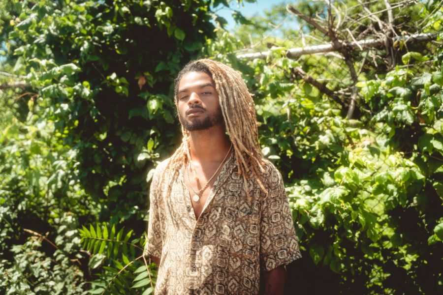 LISTEN: Curtis Roach Crafts Smooth Lyrical Vibe Via Positive “Bamboo Lounge (Poppin’).”