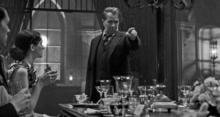 ‘Mank’ A Brilliant but Niche Film (FILM REVIEW)