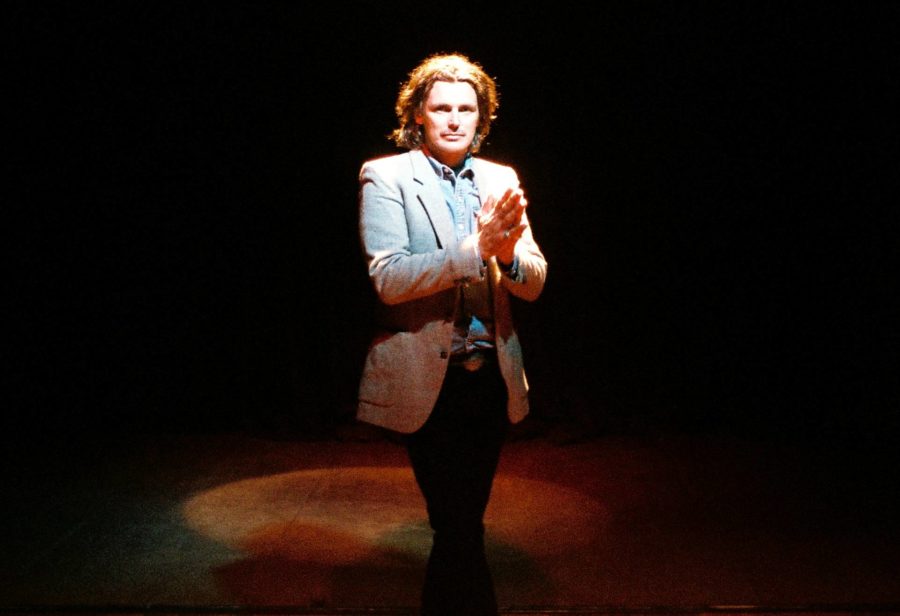 LISTEN: eüsh Creates Sweeping Soundscapes On Stirring “Across The Hills”