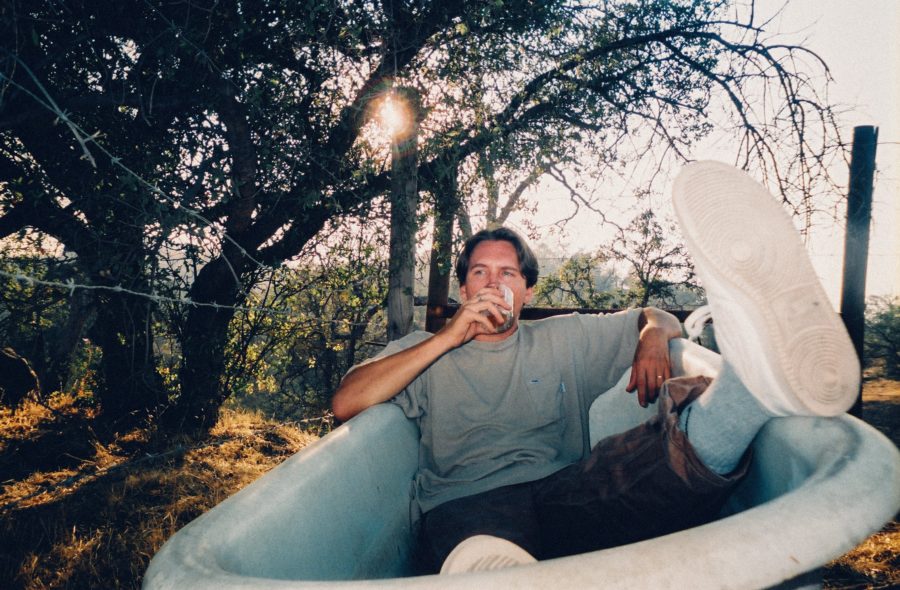 LISTEN: Joe Vann’s “Age” Is Nimble Take On Love Via Hazy Psych Weave