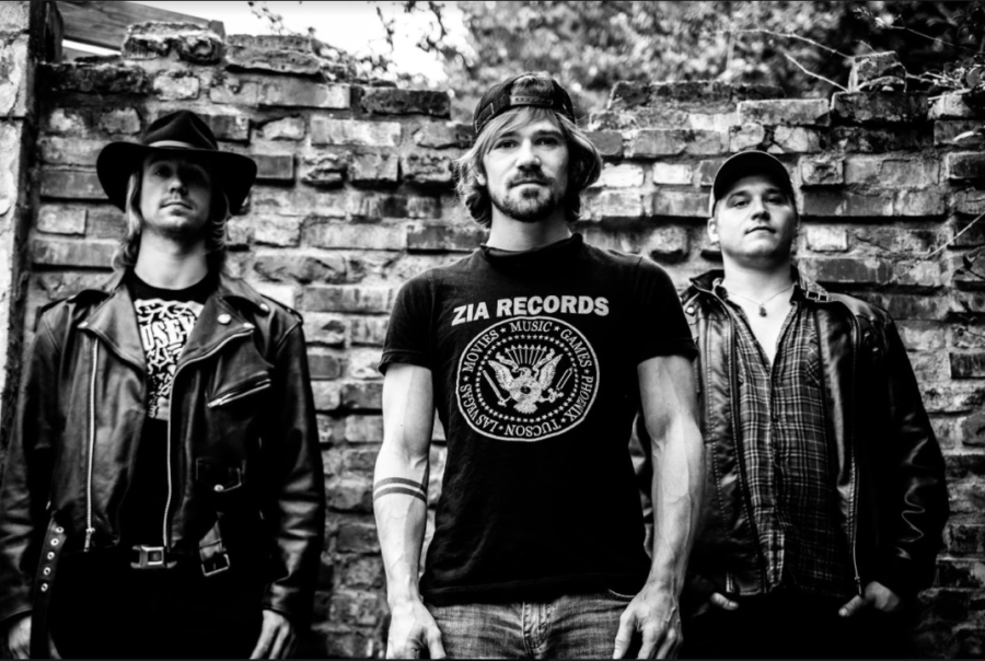 The Soviet Machines Talk Self-Titled Debut, Working with Jack Endino, Musical Ethos and More (INTERVIEW)