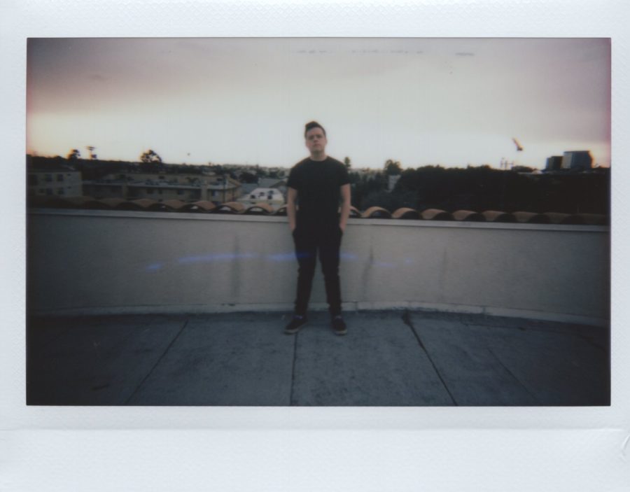 LISTEN: Anguid Offers Soaring Easy Listening ’70s Folk On Charming “Man of Action”