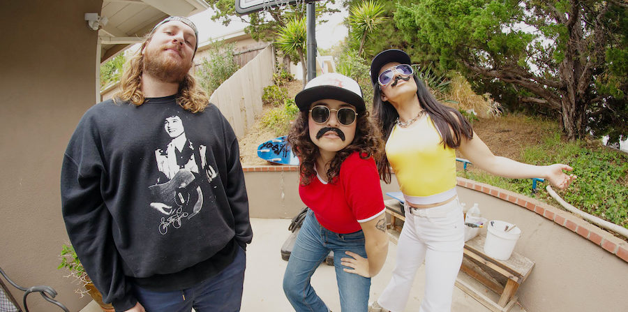 VIDEO PREMIERE: Julez and The Rollerz Soak Up the LA Sun with Slinky Garage Rocker “In Secure City”
