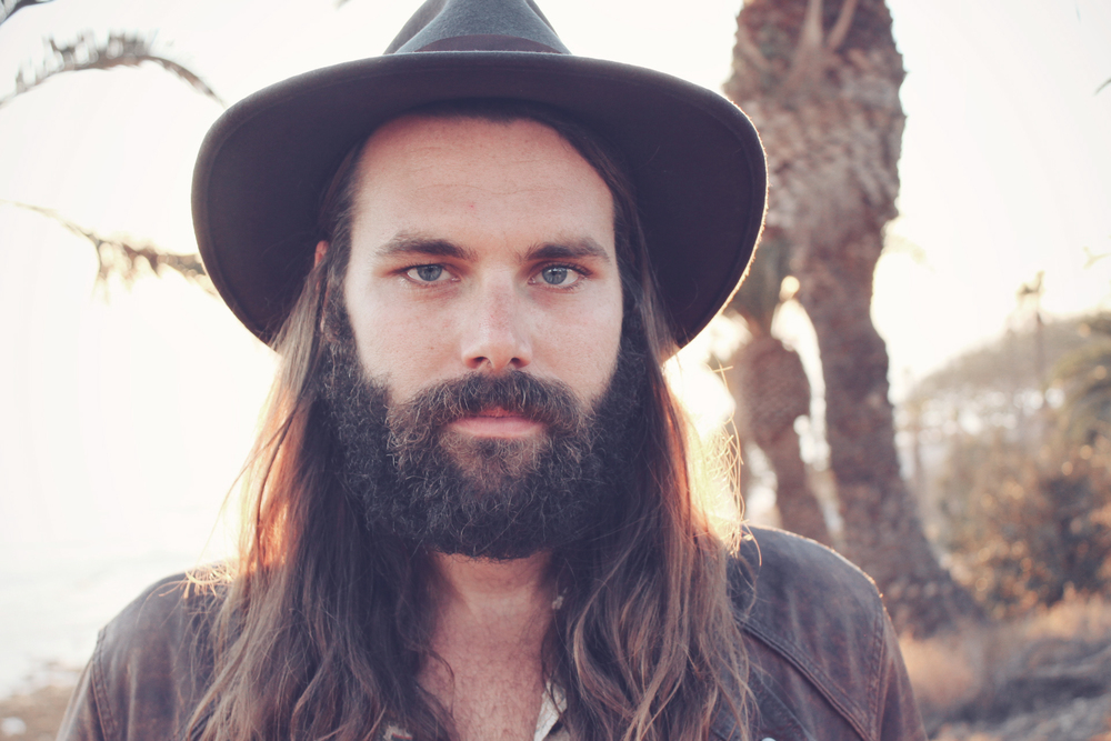 SONG PREMIERE: Davey Allen Brings Catchy ’60s Keyboard Led Garage Rock On “Already Know’