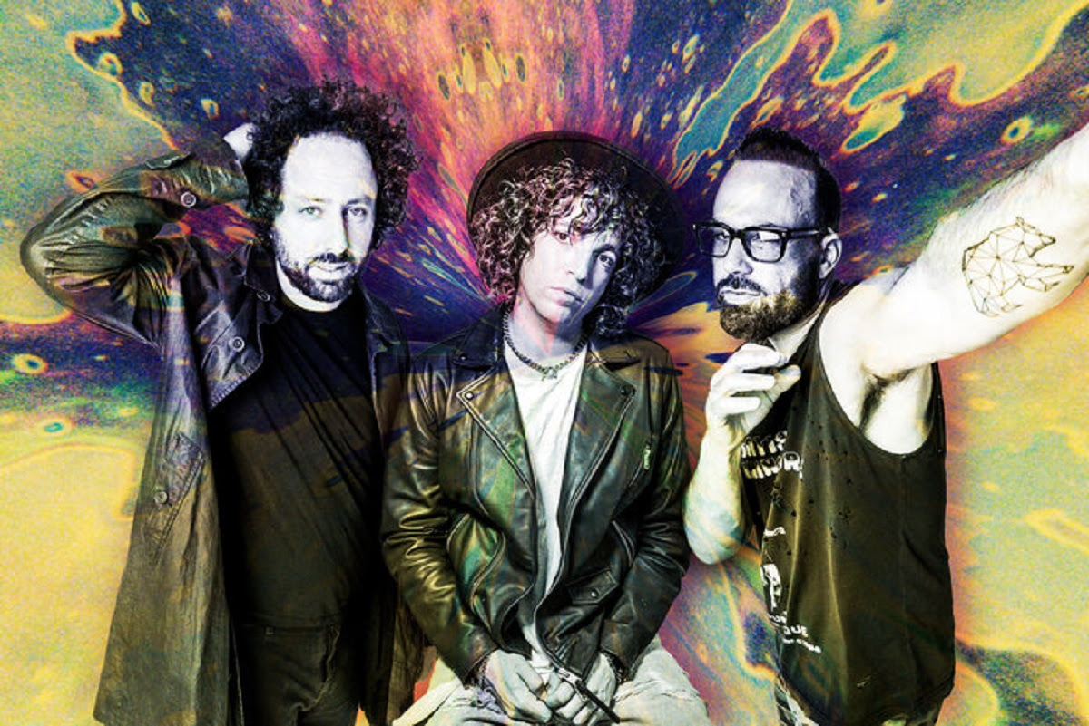 WATCH: Left Field Messiah (Hot Hot Heat, Wildling, Fitz and The Tantrums) Drop Slinky Pop On “Young Libertine”