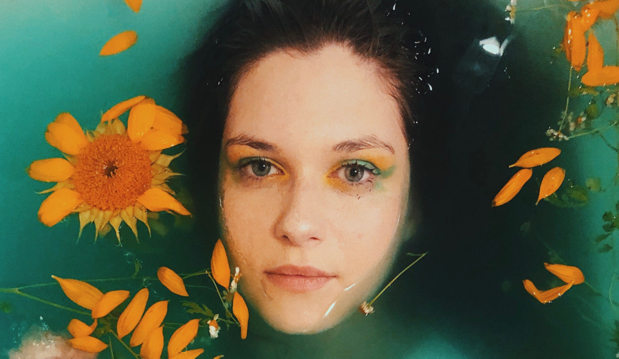 LISTEN: Sandwoman Offers Captivating Vocal Aura On “Melting Day”