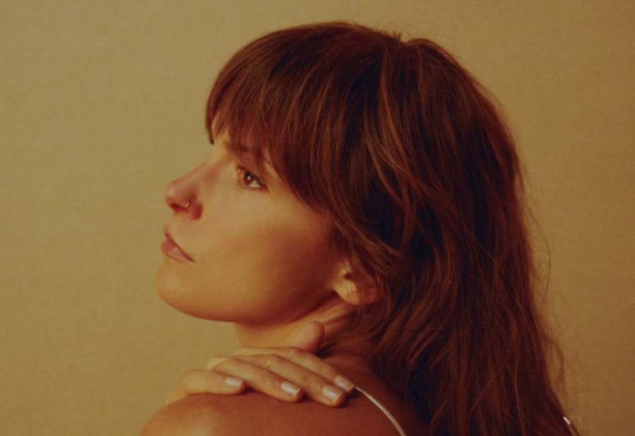 LISTEN: Lydia Luce Showcases Golden Age Tenderness Via “Tangled Love”