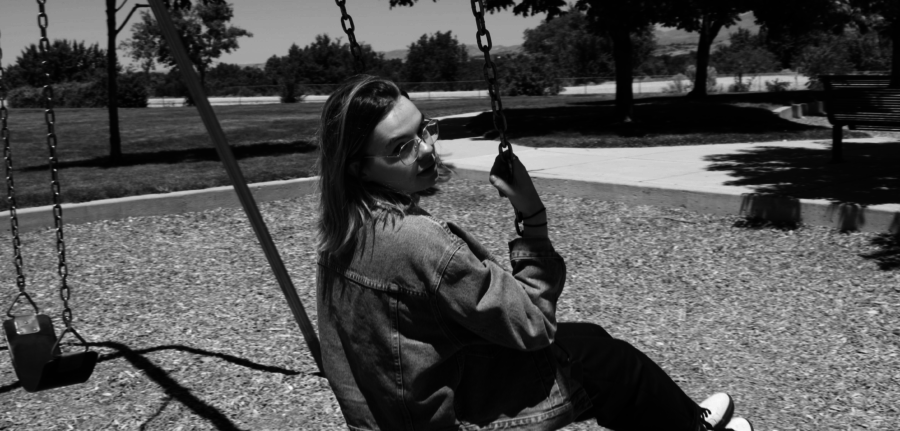 LISTEN: Butch Wifey Drops Crisp Electric Guitar Bed On Low-Fi Winner “Soap”
