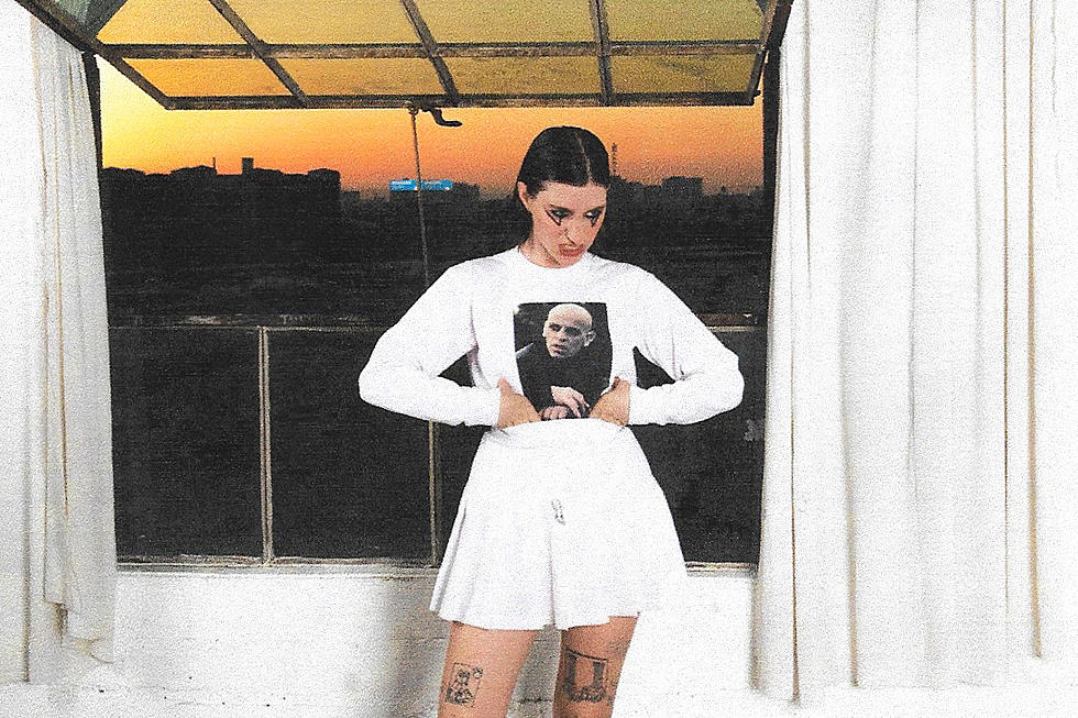 Ian Sweet Showcases Her Pop Palette On Textured ‘Show Me How You Disappear’ (ALBUM REVIEW)