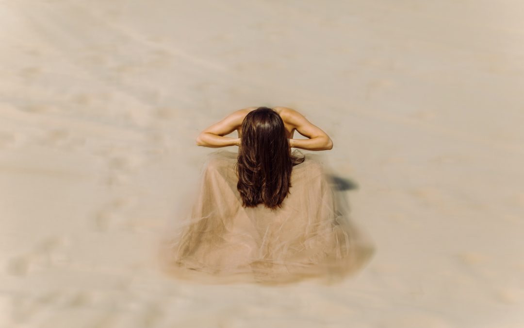 SONG PREMIERE: Georigan Folk Artist Nainnoh Presents Surreal Psych Folk on “Colors”