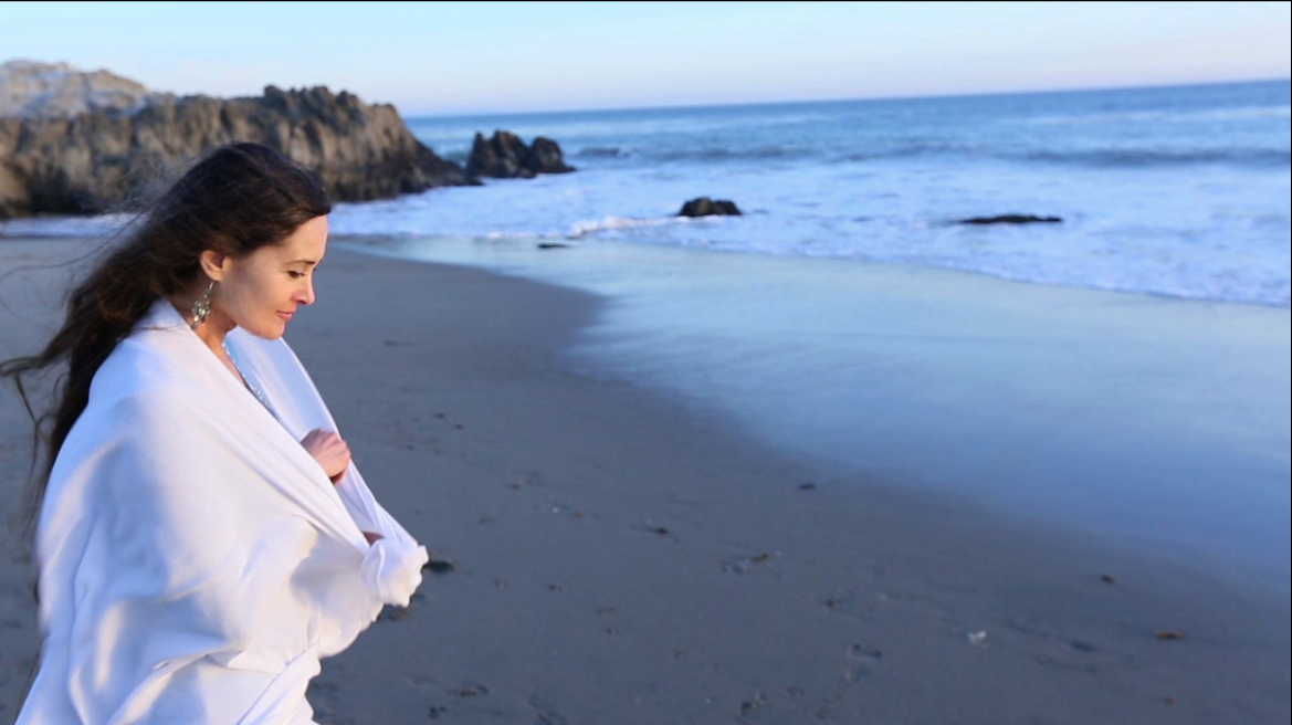 VIDEO PREMIERE: Diane Arkenstone’s Offers Musical Escapism on Exotic Pop Single “Beyond the Golden Sea”