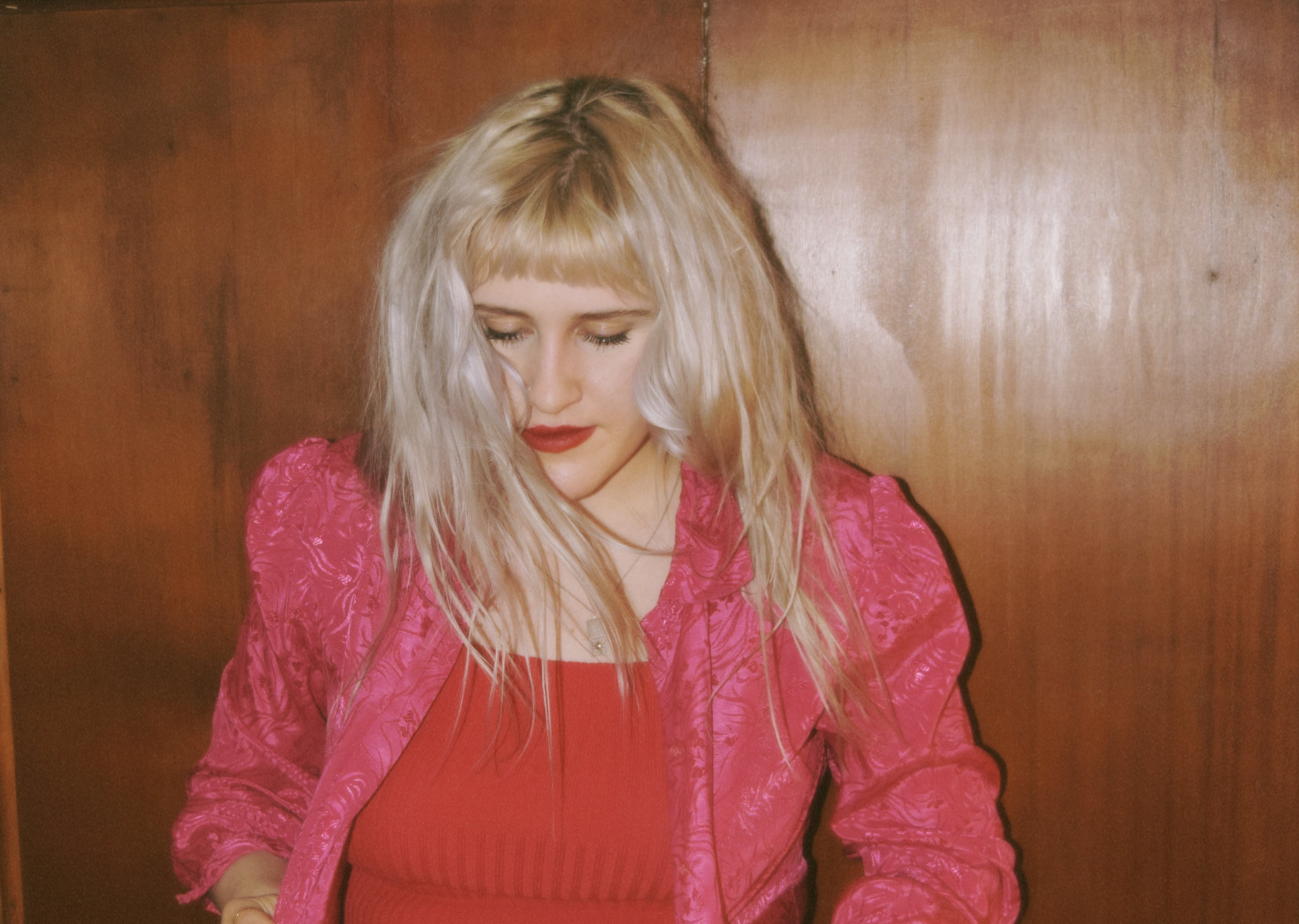 LISTEN: 18 Year Old Toni Foote Nails The Rock Pop Rhythms With “Drug Of Choice”