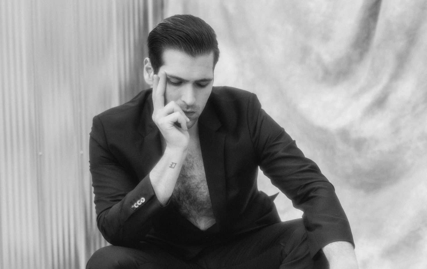 LISTEN: Joseph of Mercury Holds Eccentric New Wave Flair On “Pretty Blonde Boy”