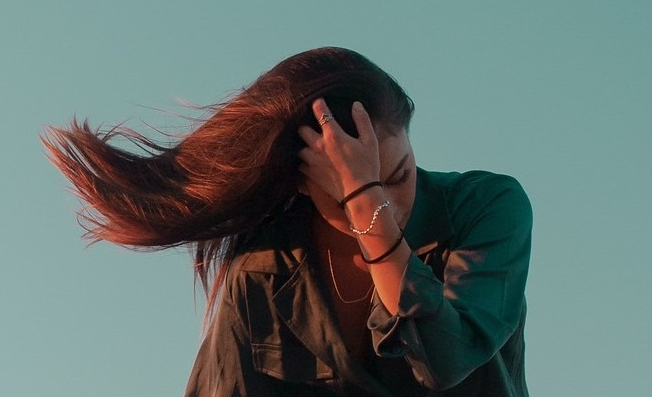 LISTEN: SHIMA Delvers Syncopated Pop Sweetness On “Don’t Wanna Die Young”
