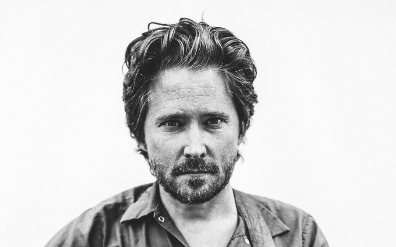 LISTEN: Christopher Paul Stelling Delivers Insightful & Poetic Articulation On  “Die To Know”
