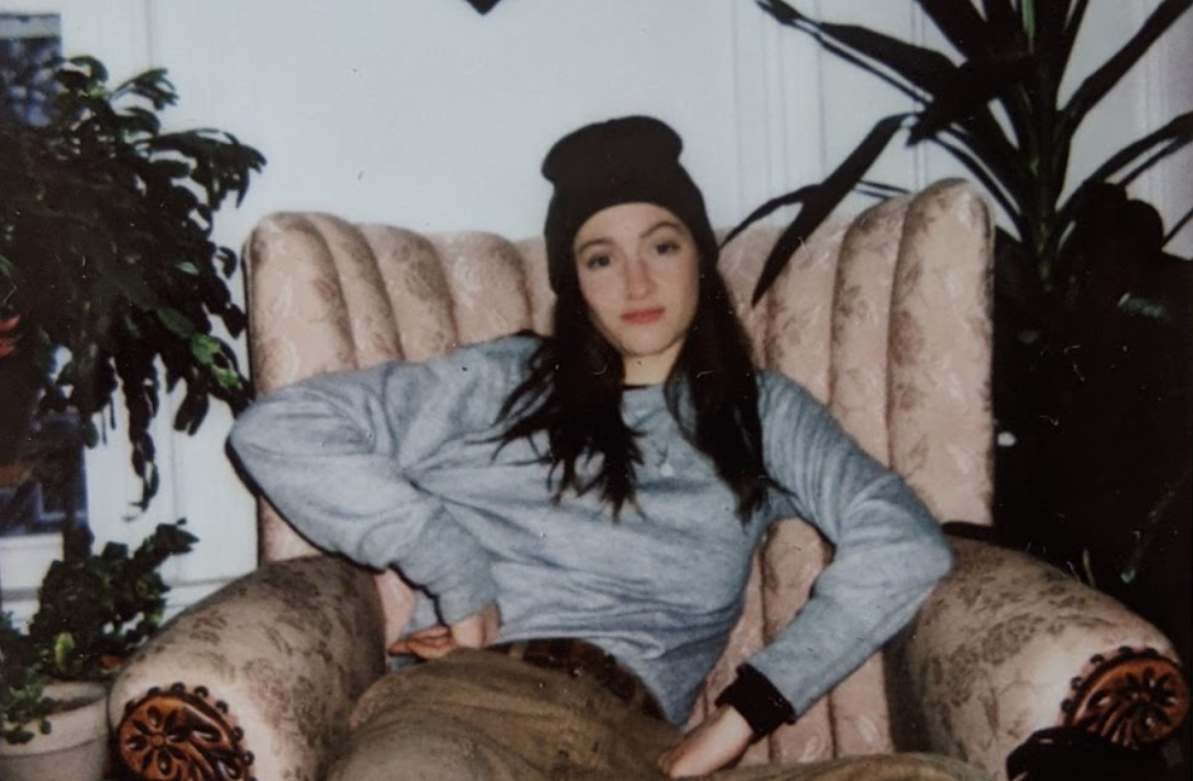 VIDEO PREMIERE: Indie Folk Artist Melanie Glenn Offers Triumphant Ode to Friendship with “Dreamer”