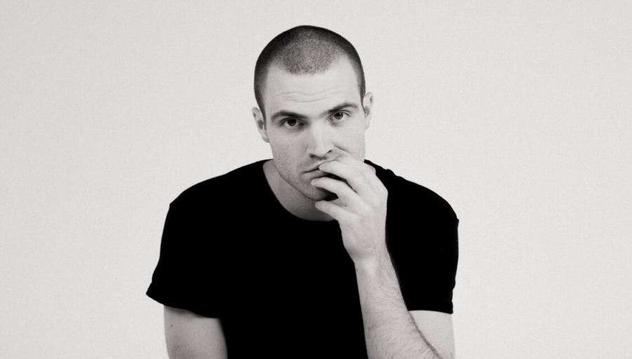 LISTEN: Billie Eilish Collaborator Emmitt Fenn Paints Expressive Vocal Statement On “Edge Of The Dark”
