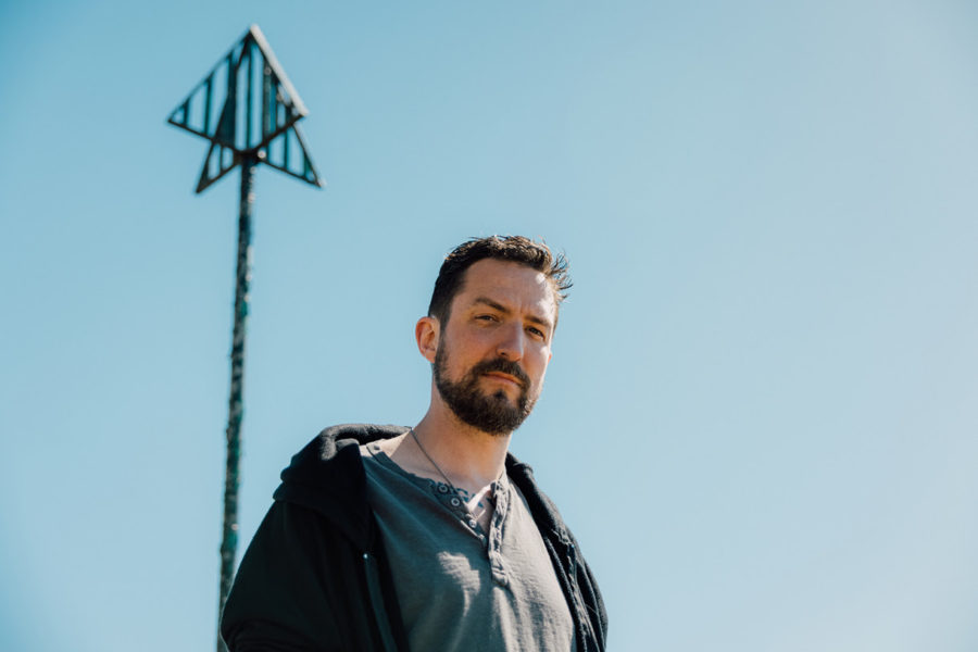 Frank Turner Traces Punk Roots to America-folk Sounds on Powerful LP ‘FTHC’ (ALBUM REVIEW)