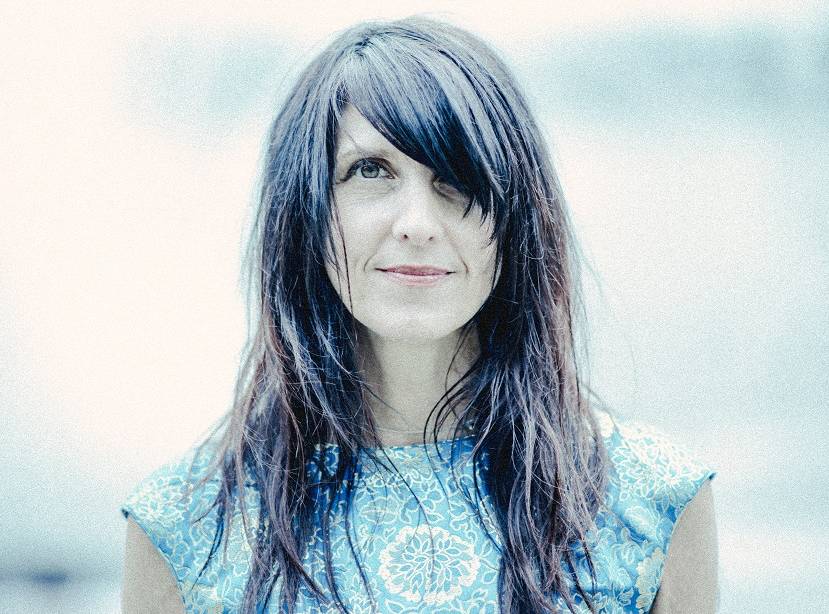 SONG PREMIERE: Carrie Clark and The Lonesome Lovers Get Rowdy On Colorful “Dance Dance Dance”