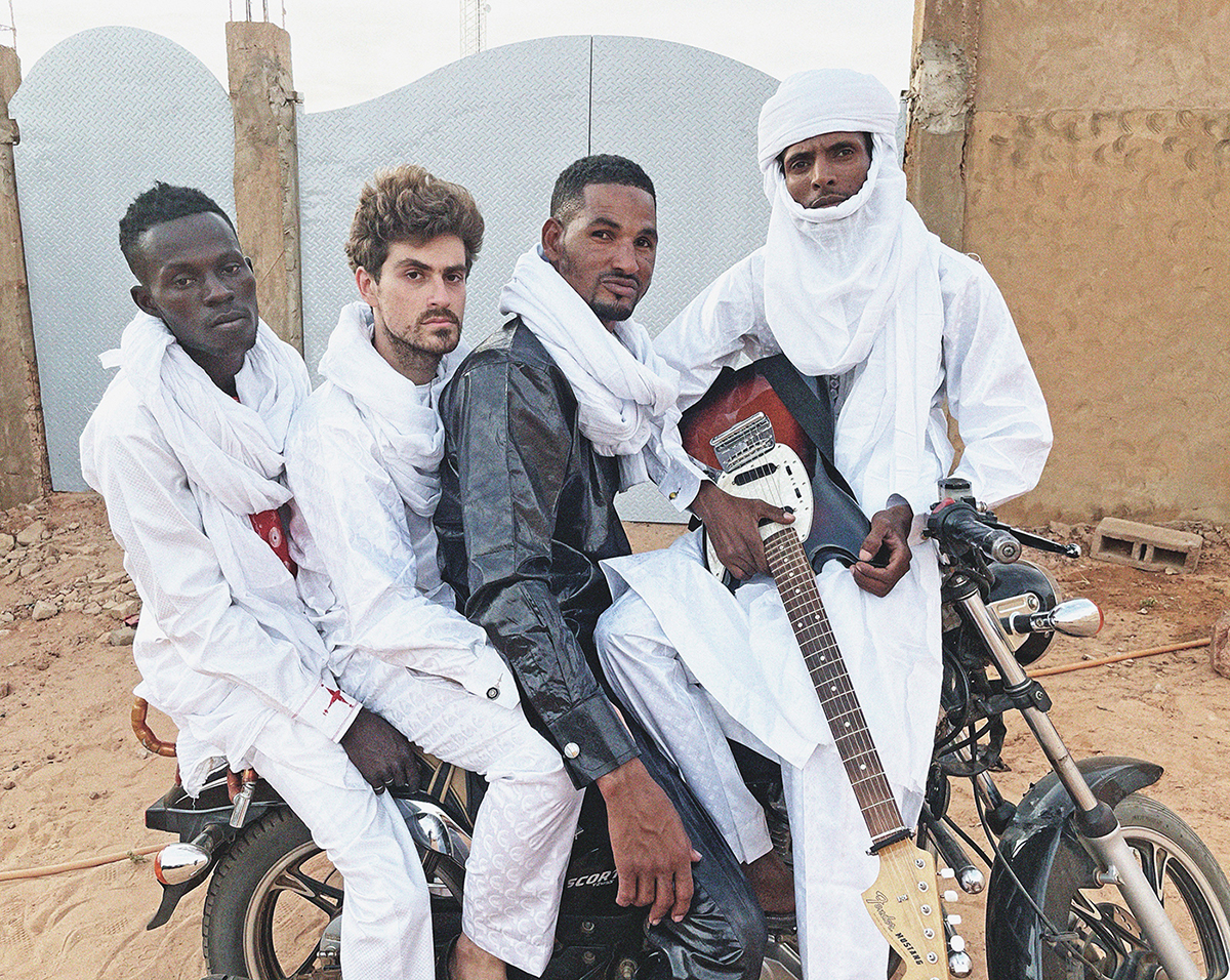 Mdou Moctar Bring Wide Net Of Saharan Guitar Thrills Via ‘Afrique Victime’ (ALBUM REVIEW)