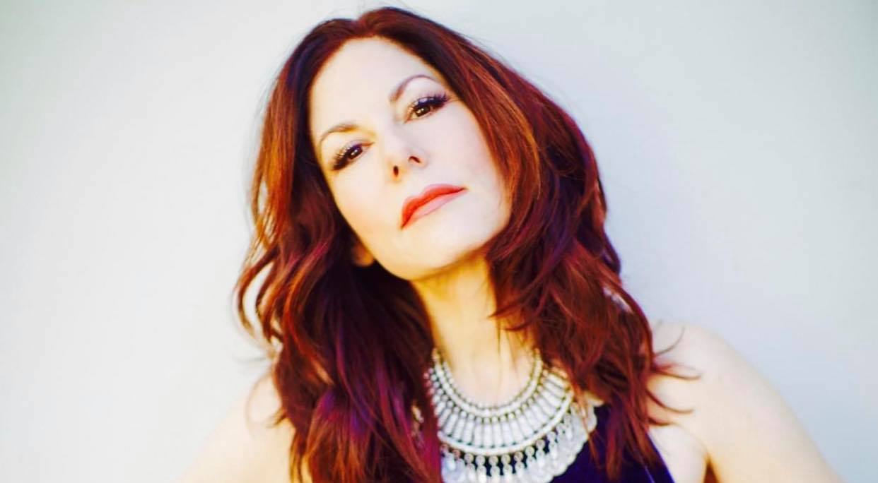 Cindy Alexander Gets Resourceful For ‘While The Angels Sigh’ Videos and Shares The Origins of Blue Elan Records (INTERVIEW)